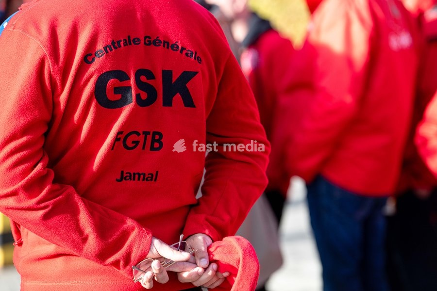 Union representatives are pictured as a GSK Belgium extraordinary works council is taking place in GSK Vaccine site in Wavre, on Wednesday 14 October 2026. The British pharmaceutical company GSK is one of the major employers in Wallonia, with sites in Wavre and Rixensart in Walloon Brabant, and…