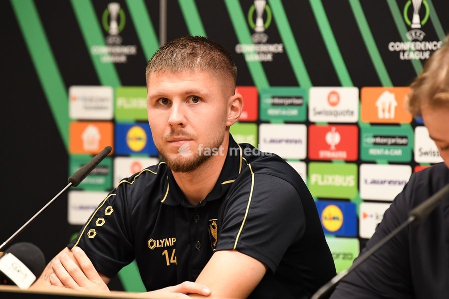 STVV's Ryan Merlen pictured during a press conference of Belgian soccer team Sint-Truidense VV, Wednesday 14 October 2026 in Sint-Truiden. The team is preparing for the opening match of the UEFA Conference League league phase against Georgian FC Iberia 1999 Tbilisi tomorrow