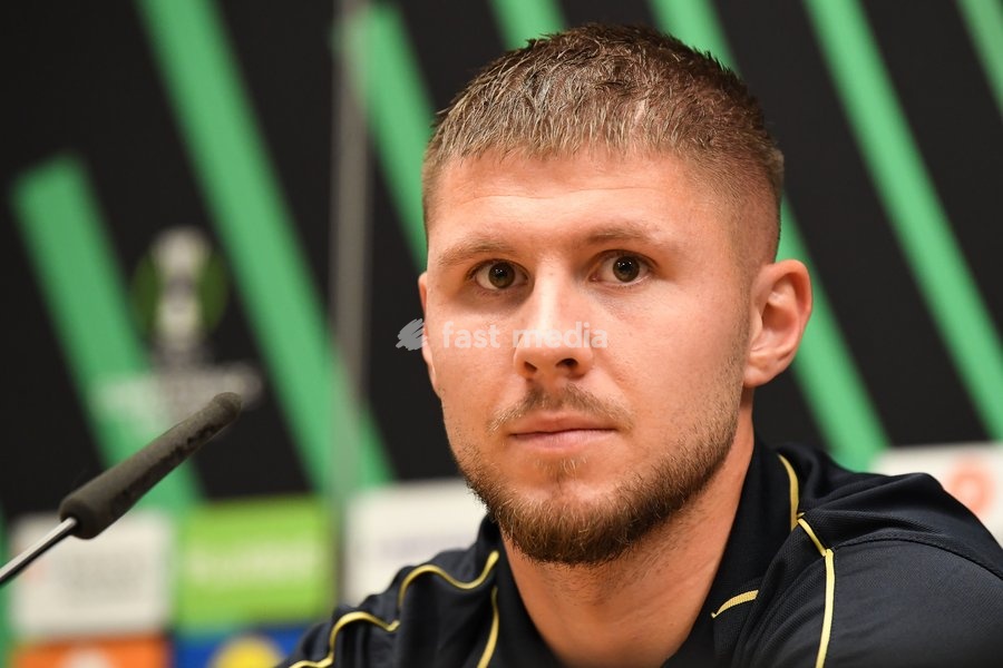 STVV's Ryan Merlen pictured during a press conference of Belgian soccer team Sint-Truidense VV, Wednesday 14 October 2026 in Sint-Truiden. The team is preparing for the opening match of the UEFA Conference League league phase against Georgian FC Iberia 1999 Tbilisi tomorrow