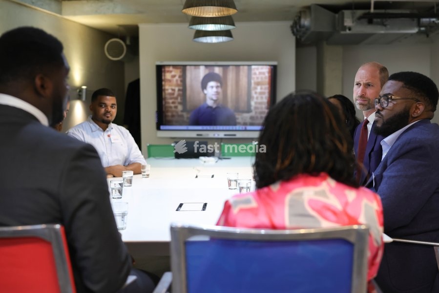 14/10/2026. London, UK. The Prince of Wales meeting with scholars and alumni of The Amos Bursary at UrbanMBA to spotlight the programme’s support to the next generation of Black British leaders. The Amos Bursary is a leading charity that supports high-achieving young people of African and Caribbean…
