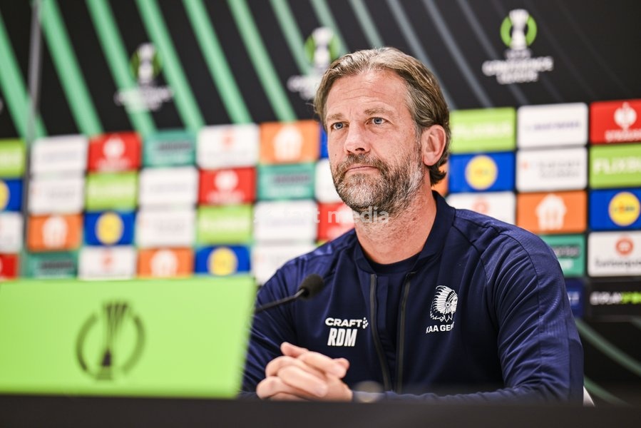 Gent's head coach Rik De Mil pictured during a press conference of Belgian soccer team KAA Gent, Wednesday 14 October 2026 in Gent. The team is preparing for the opening match of the UEFA Conference League league phase against Danish Aarhus GF tomorrow