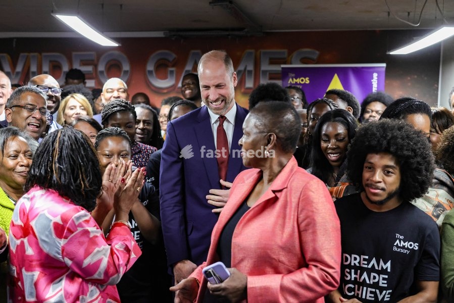 14/10/2026. London, UK. The Prince of Wales meeting with scholars and alumni of The Amos Bursary at UrbanMBA to spotlight the programme’s support to the next generation of Black British leaders. The Amos Bursary is a leading charity that supports high-achieving young people of African and Caribbean…