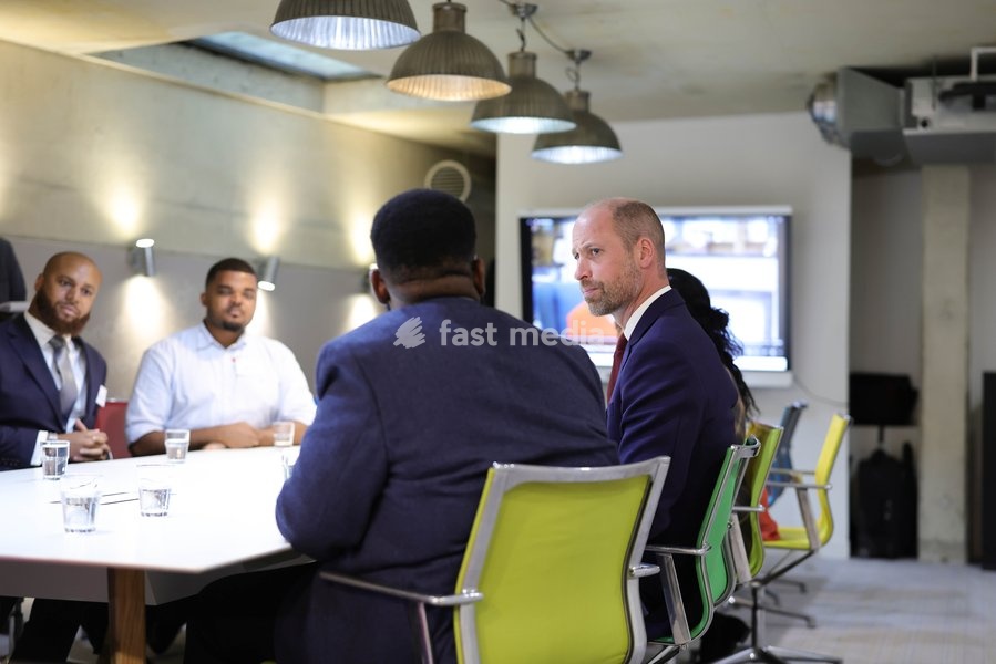 14/10/2026. London, UK. The Prince of Wales meeting with scholars and alumni of The Amos Bursary at UrbanMBA to spotlight the programme’s support to the next generation of Black British leaders. The Amos Bursary is a leading charity that supports high-achieving young people of African and Caribbean…
