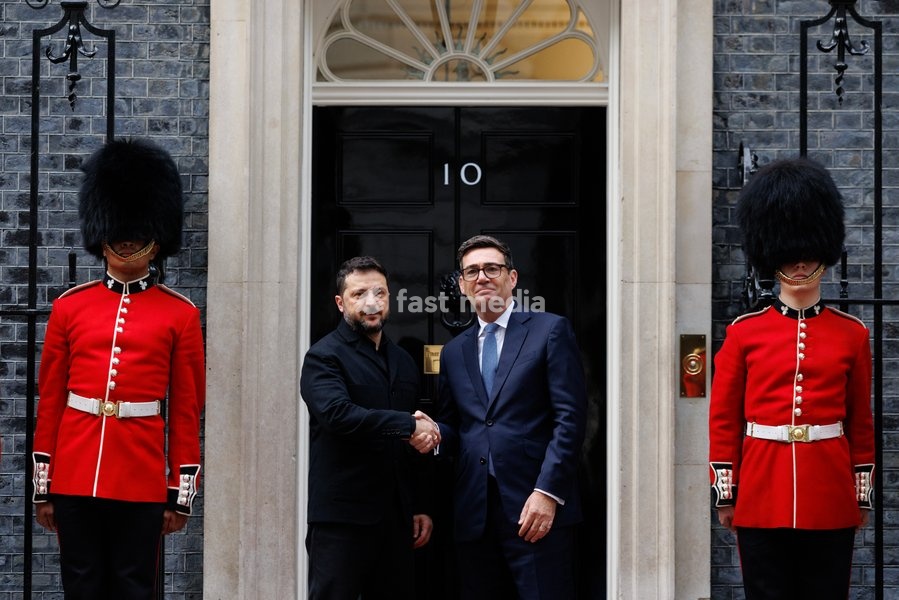 14/10/2026. London, United Kingdom. Prime Minister Andy Burnham hosts Volodymyr Zelenskyy, President of Ukraine in 10 Downing Street