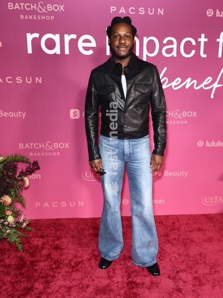 Leon Bridges at the 4th Annual Rare Impact Fund Benefit 2026: A Night of Radiance and Reflection - Selena Gomez Hosts the Fourth Annual Rare Impact Fund Benefit Supporting Youth Mental Health held at the Hollywood Palladium on October 14, 2026 in Hollywood, Los Angeles, California, United States