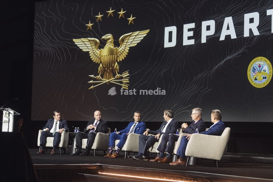 WASHINGTON, DC, OCTOBER 14: Secretary of War Pete Hegseth, Secretary of the Air Force Troy E. Meink, Acting Secretary of the Army Adam R. Telle, Acting Secretary of the Navy Hung Cao and Assistant Secretary of War for Special Operations and Low Intensity Conflict Derrick M. Anderson take part in…