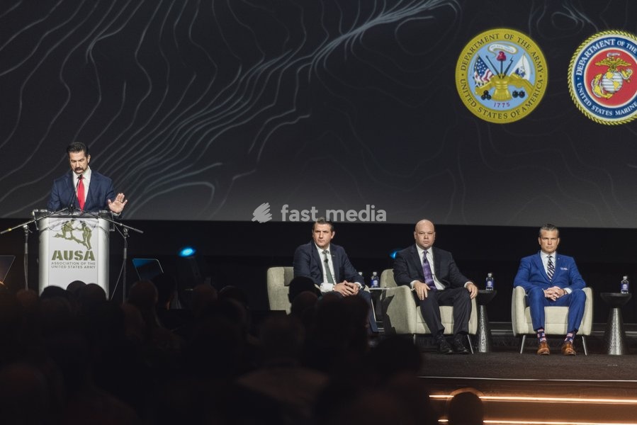 WASHINGTON, DC, OCTOBER 14: Secretary of War Pete Hegseth, Secretary of the Air Force Troy E. Meink, Acting Secretary of the Army Adam R. Telle, Acting Secretary of the Navy Hung Cao and Assistant Secretary of War for Special Operations and Low Intensity Conflict Derrick M. Anderson take part in…