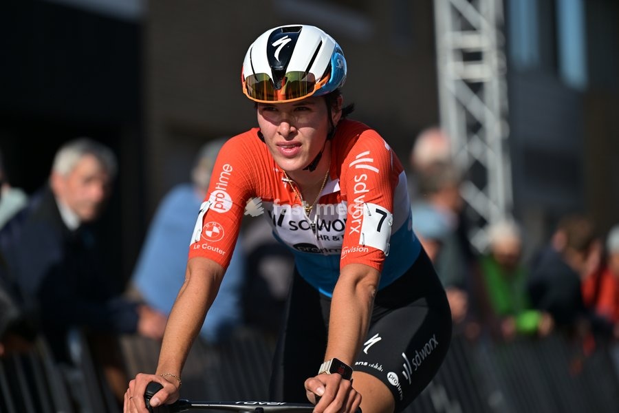 Luxembourg's Marie Schreiber crosses the finish line of the women elite race of the 'Kermiscross' cyclocross cycling event, on Thursday 15 October 2026, in Ardooie