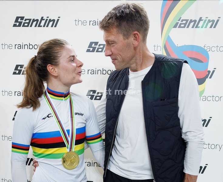 Kopecky's husband Axel Merckx and Belgian Lotte Kopecky celebrate after winning the Women's Elimination event at the UCI Track Cycling World Championships in Shanghai, China on Thursday 15 October 2026. The worlds are taking place from 14 to 18 October 2026