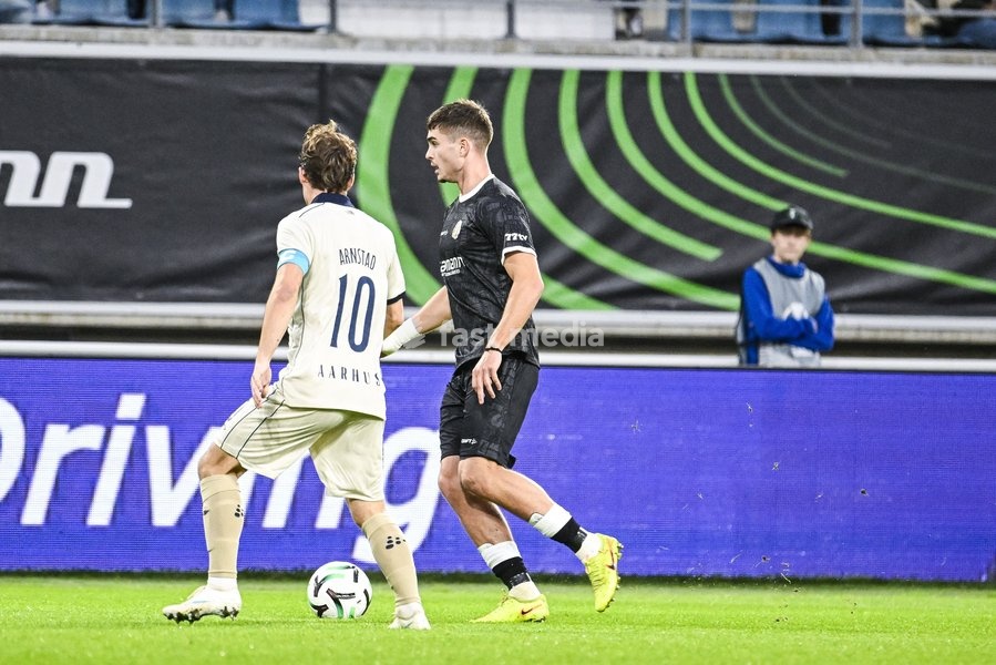 Gent's Maksim Paskotsi pictured in action during a soccer game between Belgian KAA Gent and Danish Aarhus GF, Thursday 15 October 2026 in Gent, the opening match of the UEFA Conference League league phase