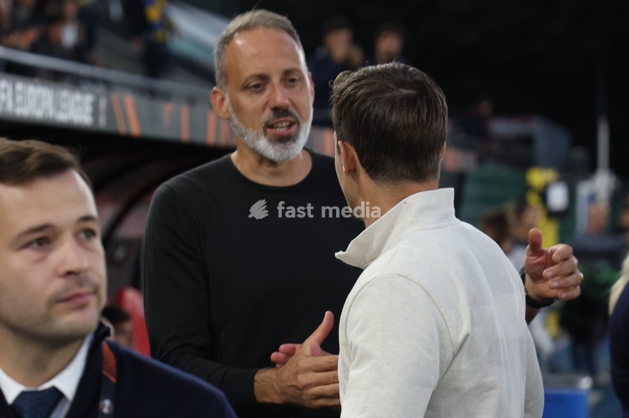 Union's head coach David Hubert and Sociedad's head coach Pellegrino Matarazzo pictured ahead of a soccer game between Belgian Royale Union Saint-Gilloise and Spanish Real Sociedad, Thursday 15 October 2026 in Leuven, the 2nd match of the UEFA Europa League league phase