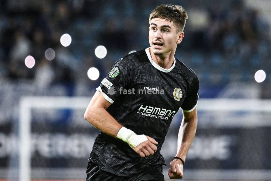 Gent's Maksim Paskotsi pictured in action during a soccer game between Belgian KAA Gent and Danish Aarhus GF, Thursday 15 October 2026 in Gent, the opening match of the UEFA Conference League league phase