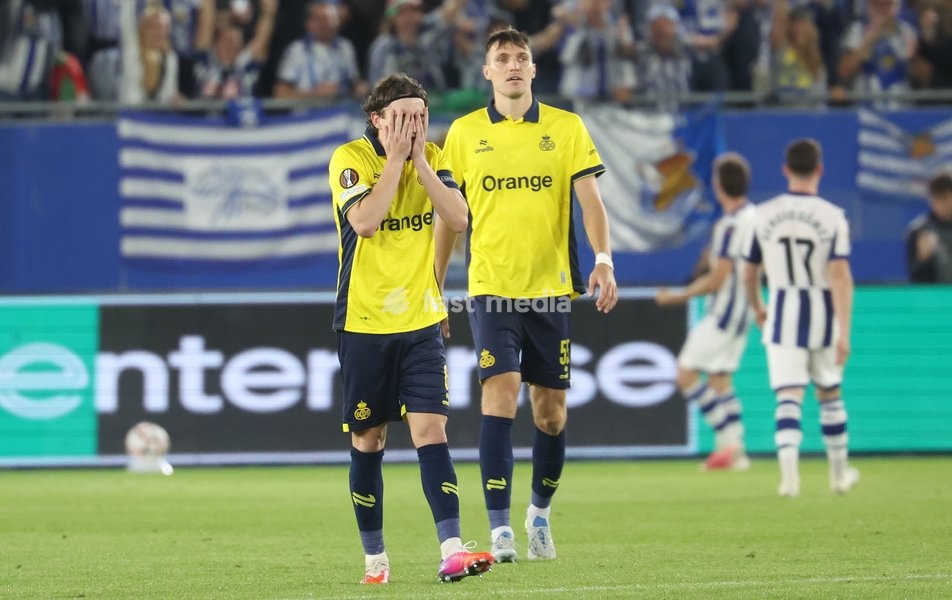 Union's Kamiel Van De Perre looks dejected during a soccer game between Belgian Royale Union Saint-Gilloise and Spanish Real Sociedad, Thursday 15 October 2026 in Leuven, the 2nd match of the UEFA Europa League league phase