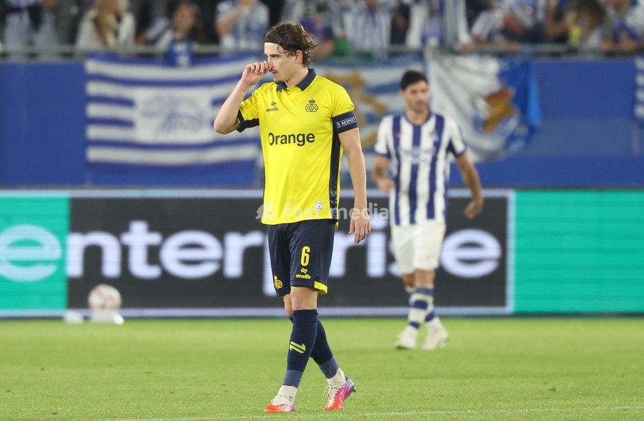 Union's Kamiel Van De Perre looks dejected during a soccer game between Belgian Royale Union Saint-Gilloise and Spanish Real Sociedad, Thursday 15 October 2026 in Leuven, the 2nd match of the UEFA Europa League league phase