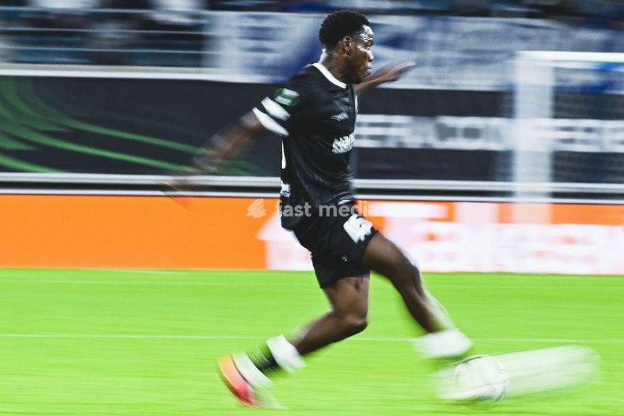 Gent's Hyllarion Goore pictured in action during a soccer game between Belgian KAA Gent and Danish Aarhus GF, Thursday 15 October 2026 in Gent, the opening match of the UEFA Conference League league phase