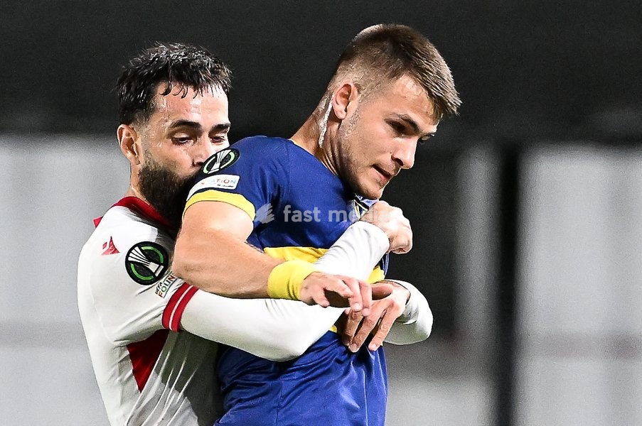 Iberia's Vahid Selimovic and STVV's Samed Bazdar pictured in action during a soccer game between Belgian Sint-Truidense VV and Georgian FC Iberia 1999 Tbilisi, Thursday 15 October 2026 in Sint-Truiden, the opening match of the UEFA Conference League league phase