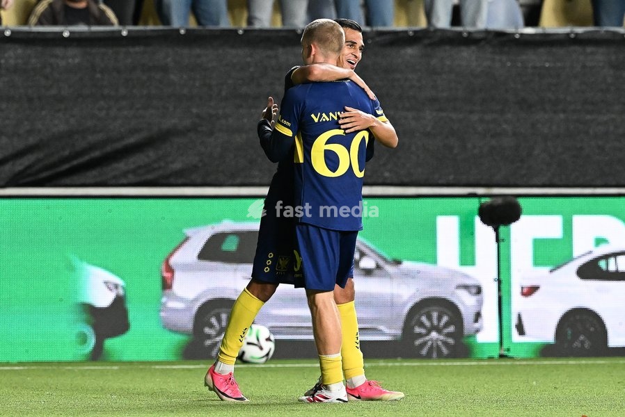 STVV's Ilias Sebaoui celebrates after scoring during a soccer game between Belgian Sint-Truidense VV and Georgian FC Iberia 1999 Tbilisi, Thursday 15 October 2026 in Sint-Truiden, the opening match of the UEFA Conference League league phase