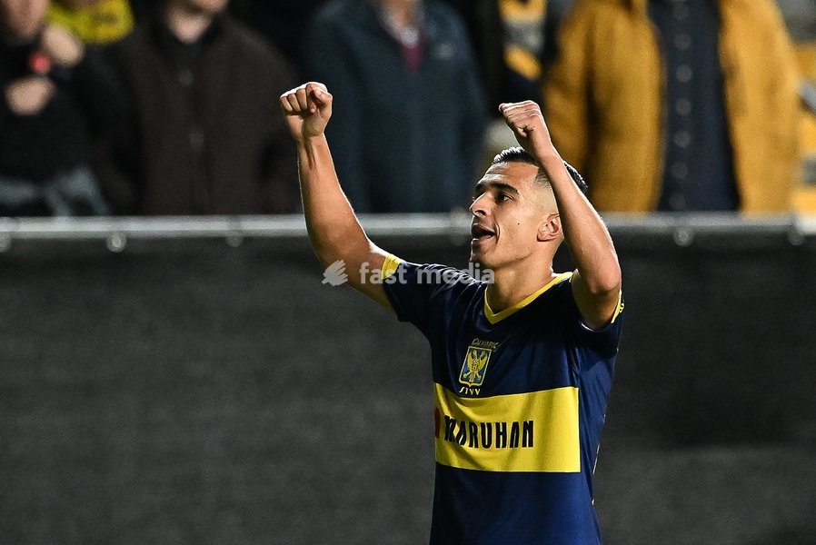 STVV's Ilias Sebaoui celebrates after scoring during a soccer game between Belgian Sint-Truidense VV and Georgian FC Iberia 1999 Tbilisi, Thursday 15 October 2026 in Sint-Truiden, the opening match of the UEFA Conference League league phase