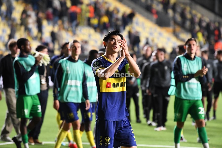 STVV's players celebrate after winning a soccer game between Belgian Sint-Truidense VV and Georgian FC Iberia 1999 Tbilisi, Thursday 15 October 2026 in Sint-Truiden, the opening match of the UEFA Conference League league phase