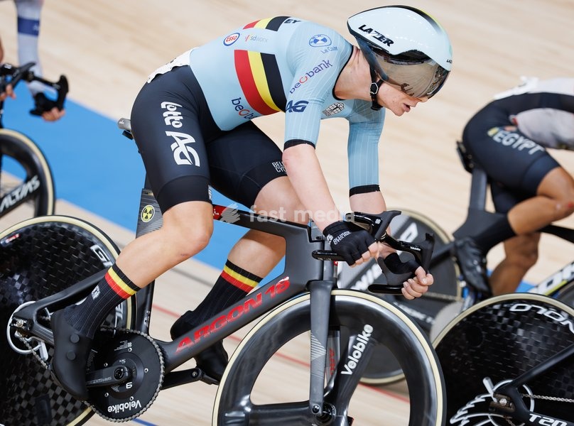 Belgian Lotte Kopecky pictured in action during the Scratch race of the Women's Omnium event at the UCI Track Cycling World Championships in Shanghai, China on Friday 16 October 2026. The worlds are taking place from 14 to 18 October 2026