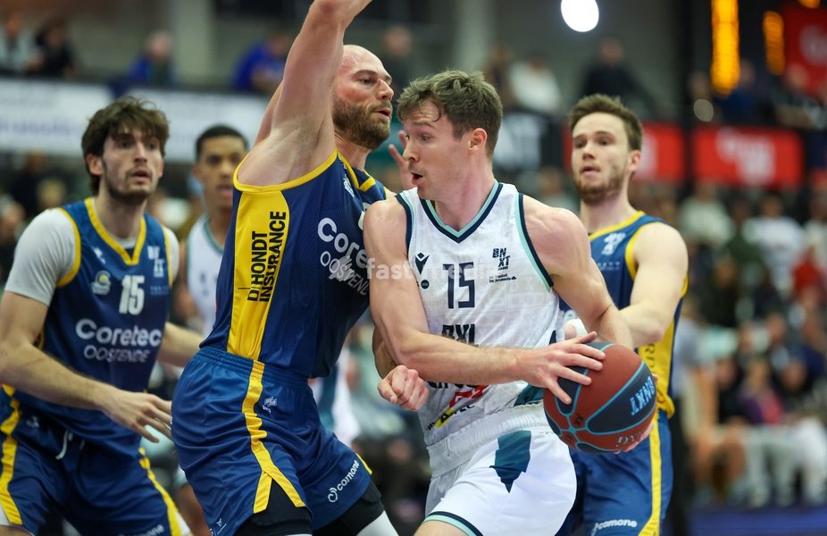 Oostende's Pierre-Antoine Gillet and Brussels' Tucker Richardson fight for the ball during a basketball match between Brussels and Oostende, Friday 16 October 2026 in Brussels, on day 3 of the 'BNXT League' Belgian and Dutch first division basket championship