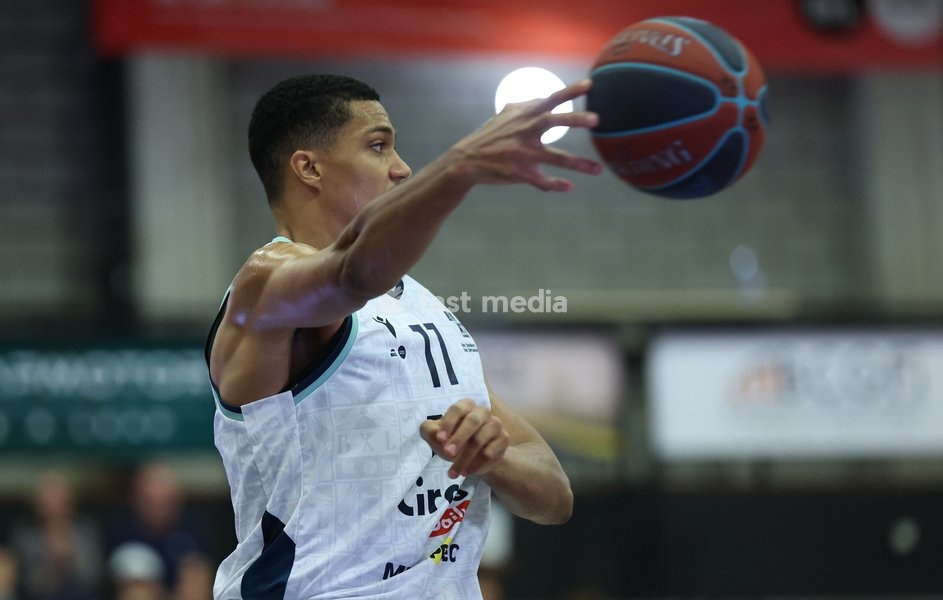 Brussels' Patrick Tape fights for the ball during a basketball match between Brussels and Oostende, Friday 16 October 2026 in Brussels, on day 3 of the 'BNXT League' Belgian and Dutch first division basket championship
