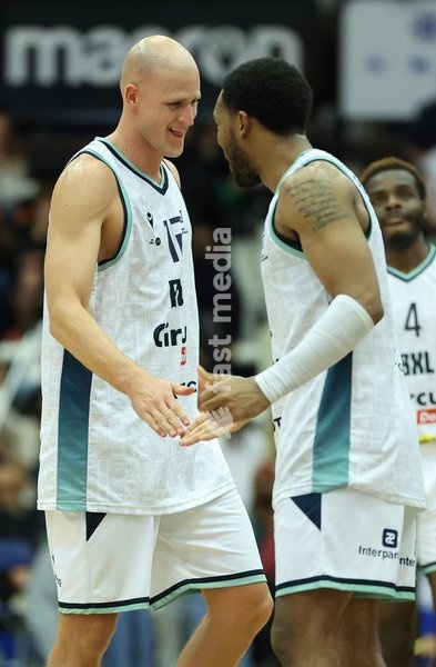 Brussels' Yannick Dammen celebrates after winning a basketball match between Brussels and Oostende, Friday 16 October 2026 in Brussels, on day 3 of the 'BNXT League' Belgian and Dutch first division basket championship