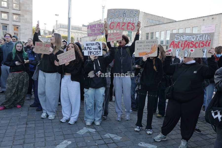 This image shows youths gather for a protest action at the Central Station in Brussels on Saturday 17 October 2026