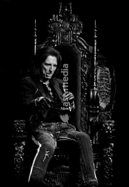Alice Cooper hosts his Alice Cooper: Devil on My Shoulder Book Tour at the Opera House, Manchester, UK, 16 October 2026