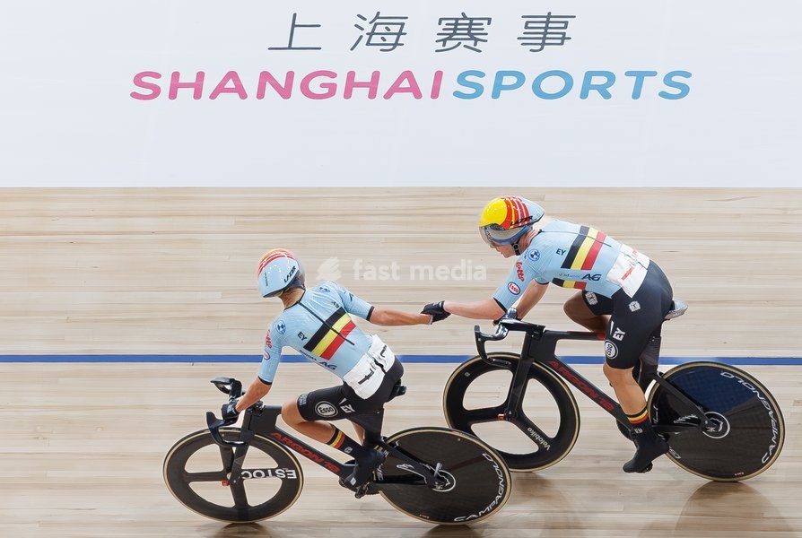 Belgian Shari Bossuyt and Belgian Lotte Kopecky ride on a bike during the Women's Madison event at the UCI Track Cycling World Championships in Shanghai, China on Saturday 17 October 2026. The worlds are taking place from 14 to 18 October 2026