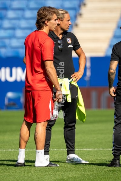 RCDE STADIUM, CORNELLA DE LLOBREGAT, SPAIN - OCTOBER 17: Marcos Llorente of Club Atletico de Madrid inspects the pitch prior to the LALIGA EA SPORTS match between RCD Espanyol and Club Atletico de Madrid at RCDE Stadium on October 17, 2026 in Cornella de Llobregat, Spain