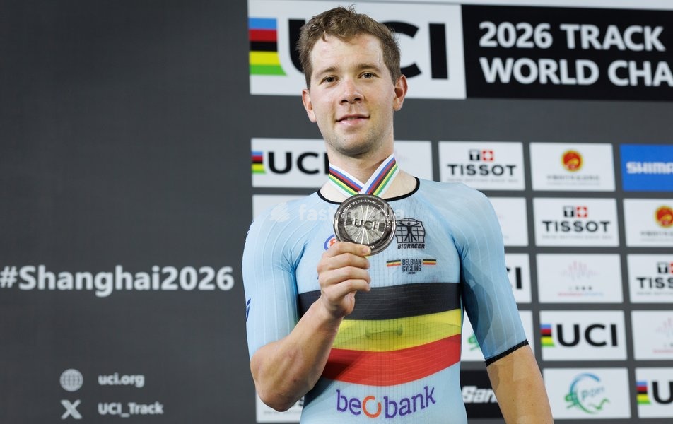 Belgian Fabio Van den Bossche winner of the silver medal pictured on the podium of the Men's omnium event at the UCI Track Cycling World Championships in Shanghai, China on Saturday 17 October 2026. The worlds are taking place from 14 to 18 October 2026