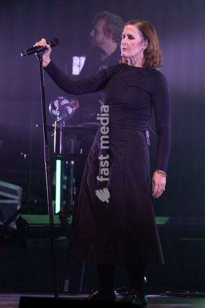 Alison Moyet performs at O2 Apollo Manchester