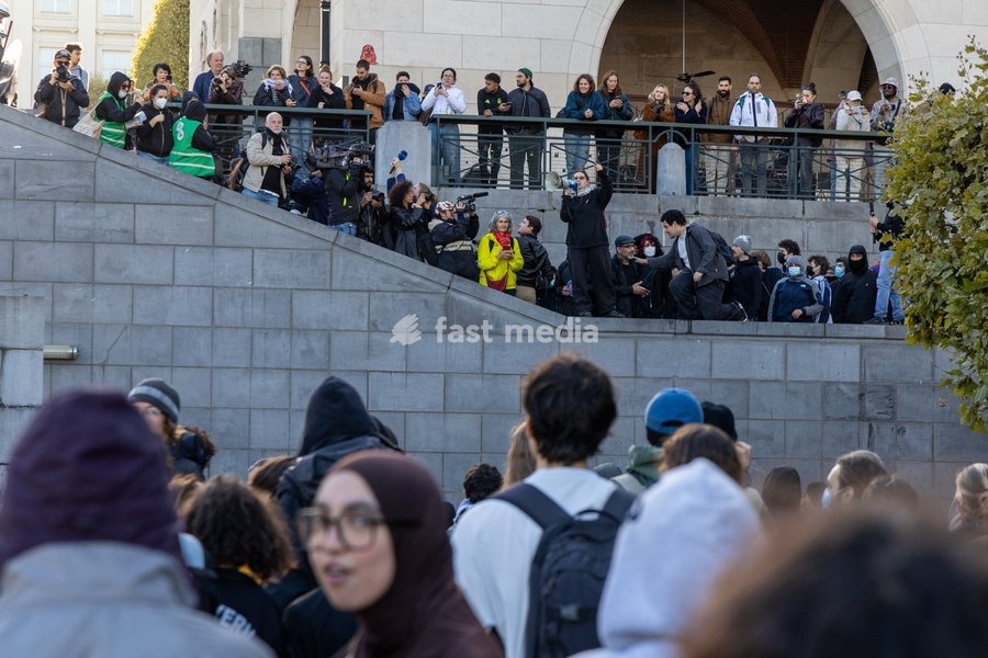 This image shows youths gather for a protest action in Brussels on Saturday 17 October 2026