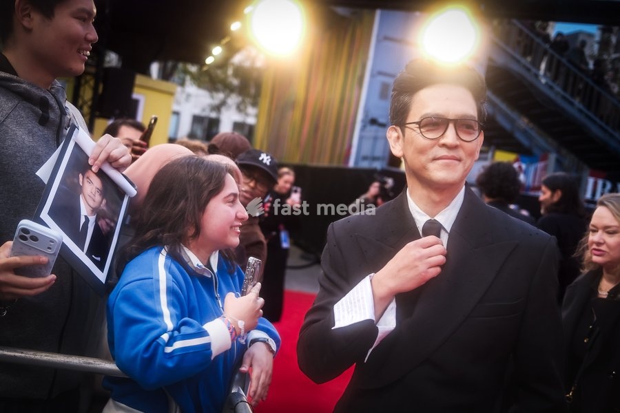 John Cho attends the red carpet for Gala Screening Of Your Mother Your Mother Your Mother screening during the London Film Festival 2026 on Saturday 17 October 2026 at Royal Festival Hall, London. John Cho Interacts With Fans