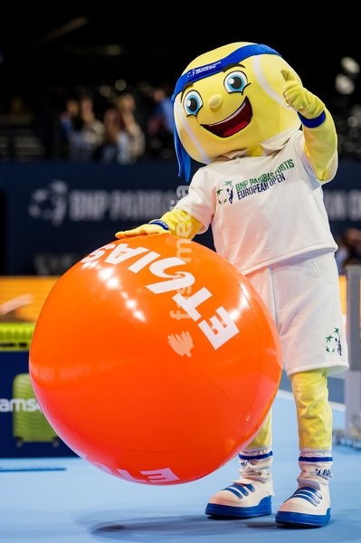 Picture shows ACE kicking a ball in the stands during the European Open ATP tennis tournament in Brussels, on Saterday 17 October. This year's edition of the tournament is taking place from 17 to 25 October