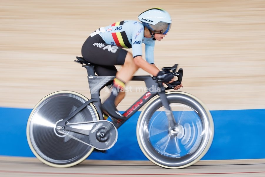 Belgian Shari Bossuyt pictured during the Women’s Points Race event at the UCI Track Cycling World Championships in Shanghai, China on Sunday 18 October 2026. The worlds are taking place from 14 to 18 October 2026