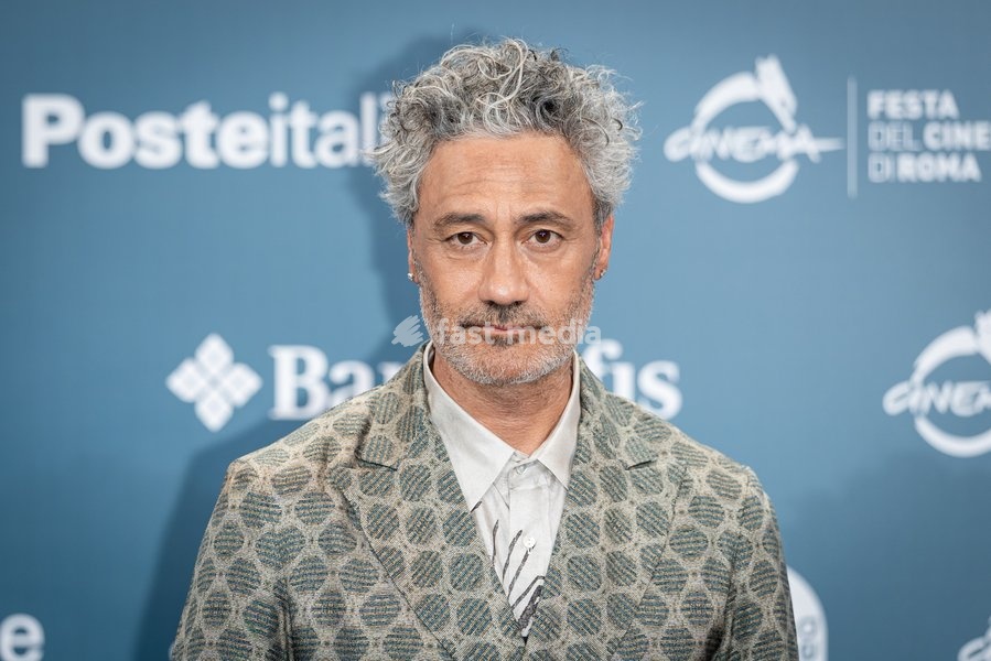 Taika Waititi attends the “Klara and the sun” photocall during the 21st Rome Film Festival at Auditorium Parco Della Musica in Rome, Italy on 17 October, 2026