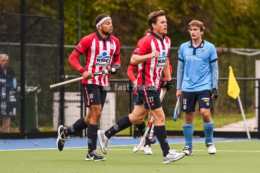 Leopold's Tom Boon and Leopold's Nelson Onana celebrate after scoring during a hockey game between Braxgata and Leopold, Sunday 18 October 2026 in Boom, on day 6 of the Belgian first division hockey championship