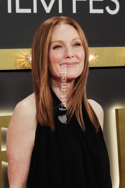 Julianne Moore attends the red carpet for Closing Night Gala Of The Debut screening during the London Film Festival 2026 on Sunday 18 October 2026 at Royal Festival Hall, London