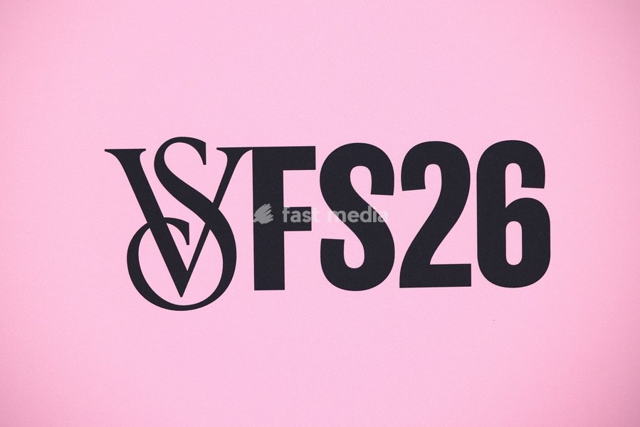 at Victoria's Secret Fashion Show 2026 Pink Carpet held at Sony Pictures Studios on October 18, 2026 in Culver City, Los Angeles, California, United States