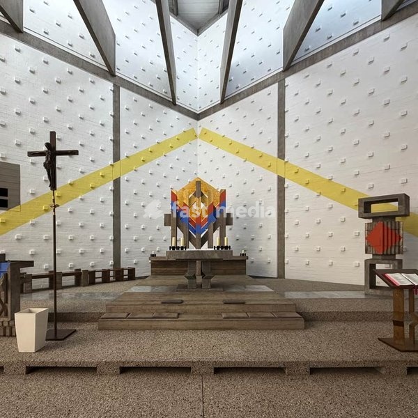 Katholische Heilig-Geist-Kirche von dem Architekten Joachim G. Hanke entworfen mit einem Farbkonzept von Otto Herbert Hajek, Lemgo, Deutschland, Europa