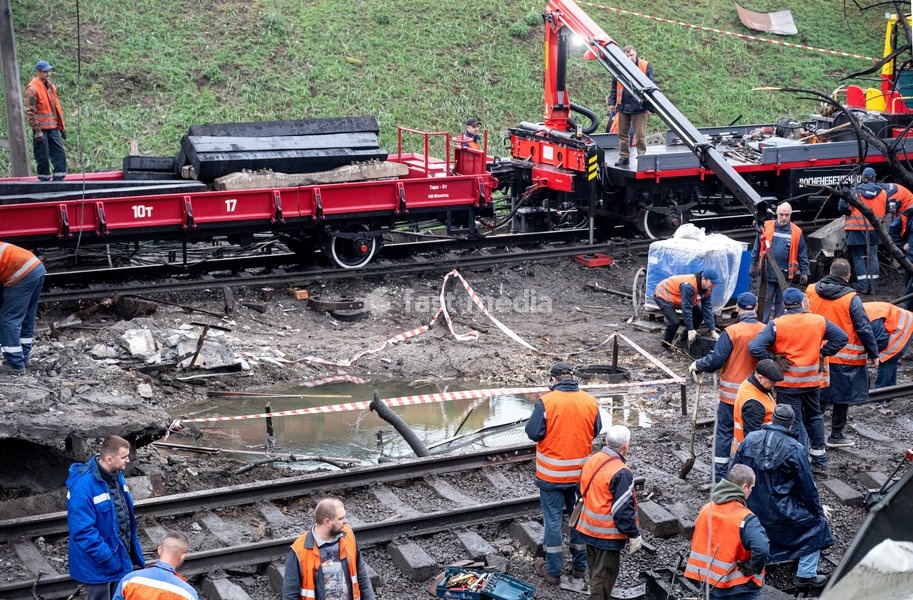 Repair workers restore tracks near the Chernihivska metro station damaged by a Russian strike, Kyiv, Ukraine, October 19, 2026. During the night and morning, Russia launched a massive strike on the capital with ballistic missiles, cruise missiles, and drones. According to the Kyiv City State…