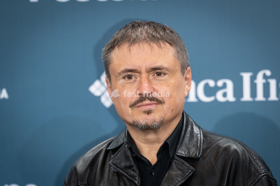Cristian Mungiu attend the “Fjord” photocall during the 21st Rome Film Festival at Auditorium Parco Della Musica in Rome, Italy on 19 October, 2026