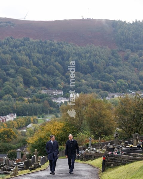19/10/2026. Aberfan, United Kingdom. Prime Minister Andy Burnham and Welsh Secretary Stephen Kinnock visit to Aberfan to commemorate the 60th anniversary of the Aberfan disaster