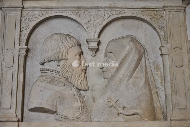 Marble Bust of a Polish Aristocrate Couple inside the Cloister of the Church of the Trinity in Krakow/Poland