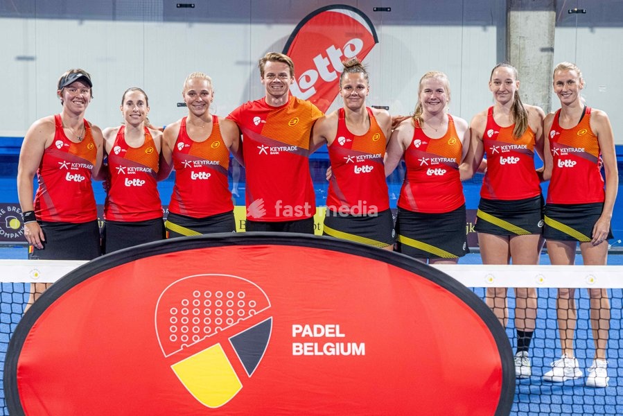 An-Sophie Mestach; Helena Wyckaert; Noemi Sermant; coach Thomas Deschamps; Justine Pysson; Michelle Van Mol; Rune Vierendeels; Elyne Boeykens pictured during a press moment of the Belgian women's padel team, qualified for the Padel World Championship, Monday 19 October 2026 in Mechelen. The FIP…