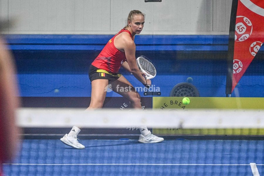 Noemi Sermant pictured during a press moment of the Belgian women's padel team, qualified for the Padel World Championship, Monday 19 October 2026 in Mechelen. The FIP World Cup will take place from November 2 to 7 in Doha, Qatar