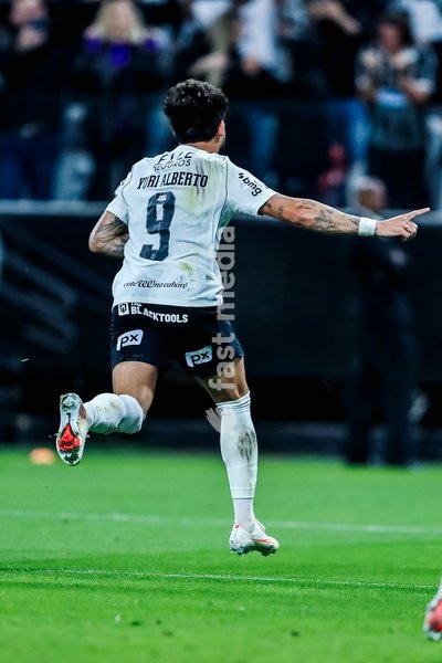 SÃO PAULO (SP), BRAZIL – OCTOBER 19: Corinthians player Yuri Alberto during a match between Corinthians and Vitória as part of the 2026 Brazilian Championship, at the Neo Química Arena stadium in São Paulo (SP), Brazil, this Monday, October 19, 2026