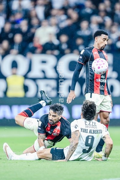 SÃO PAULO (SP), BRAZIL – OCTOBER 19: Corinthians player Yuri Alberto during a match between Corinthians and Vitória as part of the 2026 Brazilian Championship, at the Neo Química Arena stadium in São Paulo (SP), Brazil, this Monday, October 19, 2026